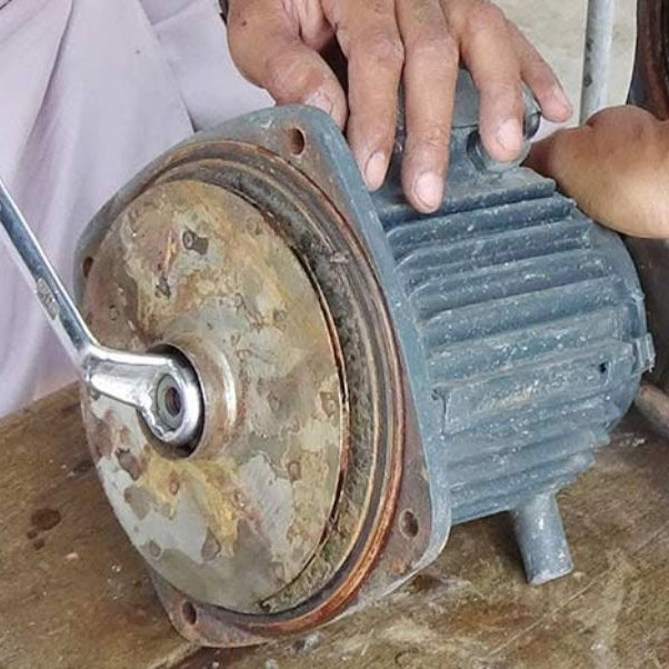 تاسیسات رجنی