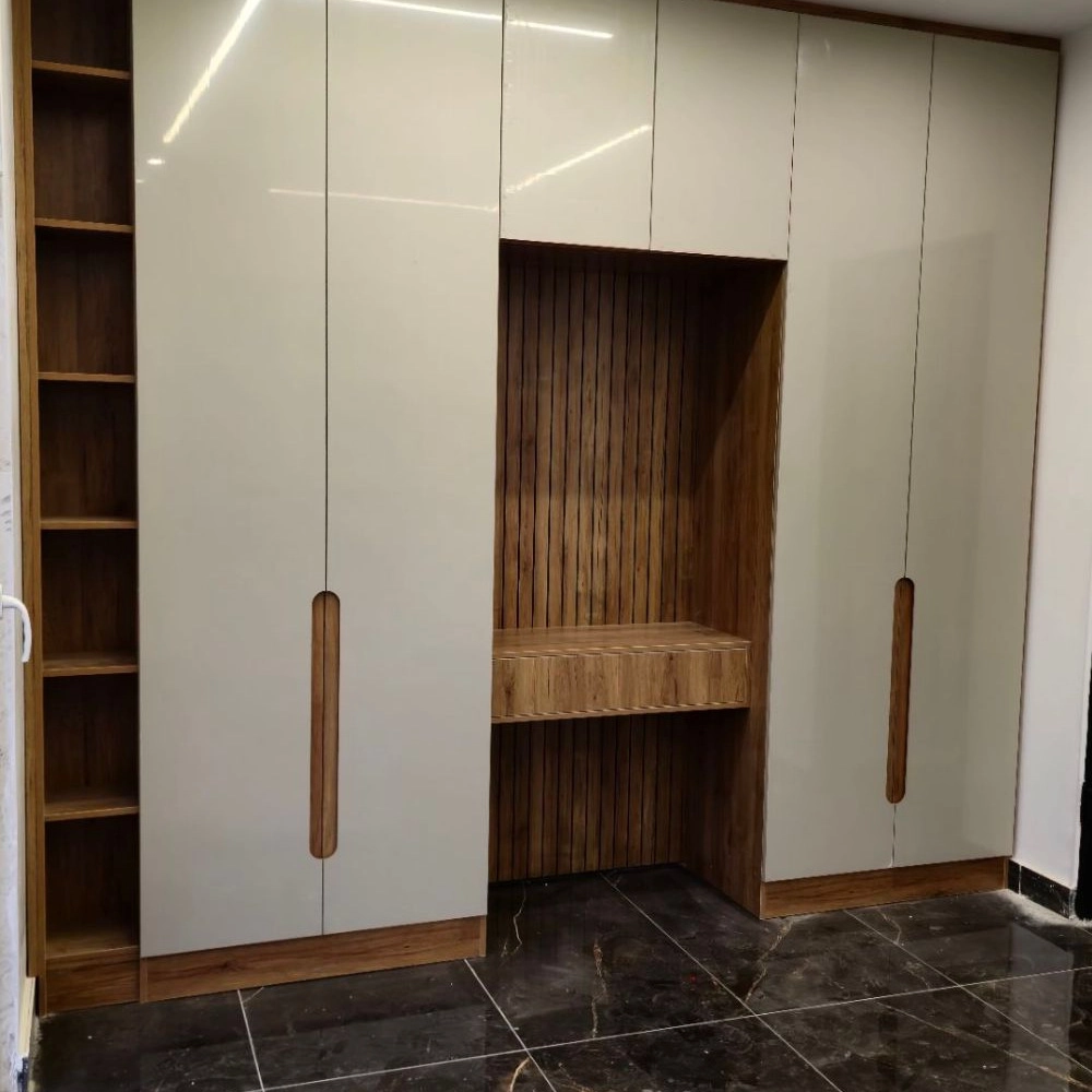 ساخت و اجرای کابینت کمد دیواری