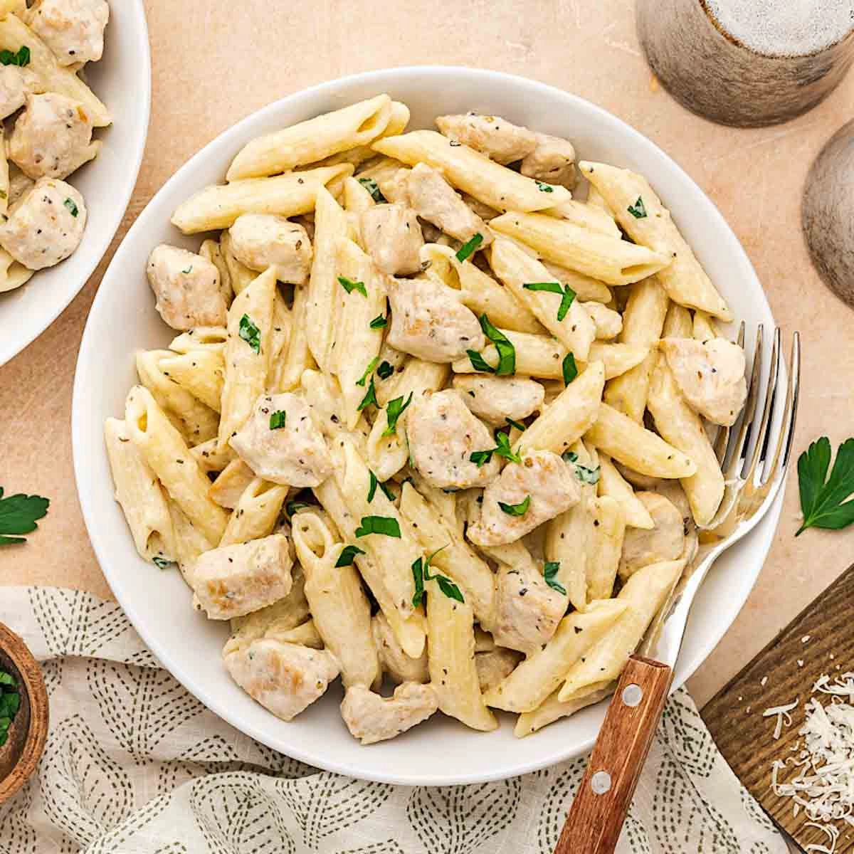 پاستا جنوا چیکن