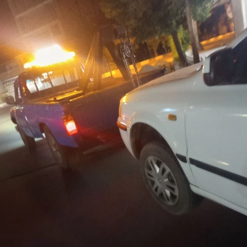 یدک کش شبانه روزی